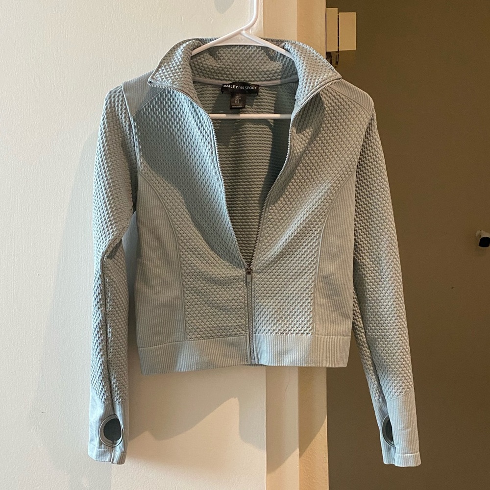 Bailey/44 sport Women's Light Blue Textured zip up Jacket with thumb hole